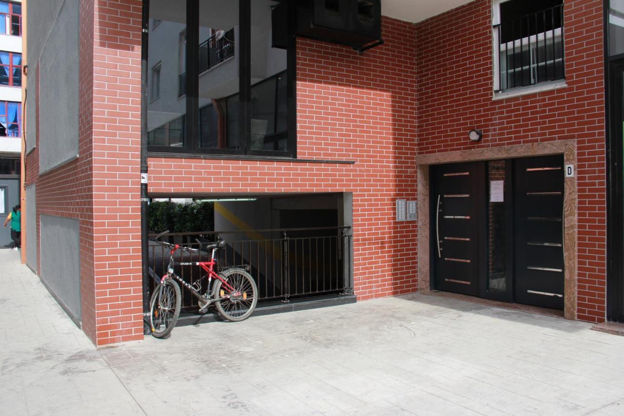 Sukaj Apartment