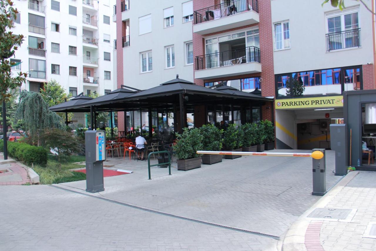 Sukaj Apartment *
